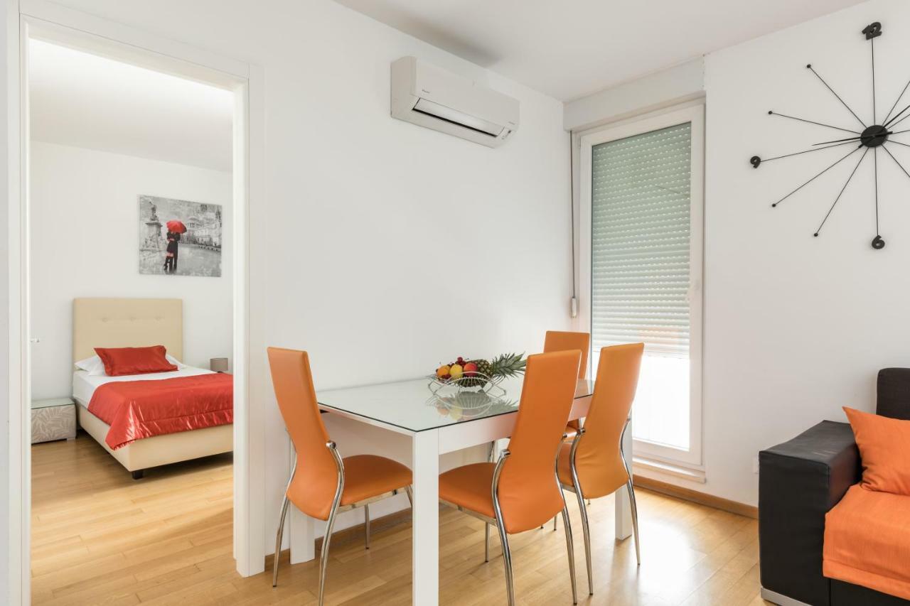 Apartment Marcela With Private Parking スプリト エクステリア 写真